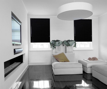 Wellingborough blinds Aluminium Venetian shiny black
