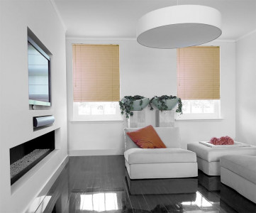 Wellingborough blinds Aluminium Venetian white oak