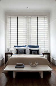 Wellingborough blinds Polar with tapes